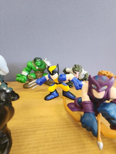 Marvel Super Hero Squad Lot Of 8 Characters Hulk Gladiator Wolverine Xmen Bike - Picture 7 of 16