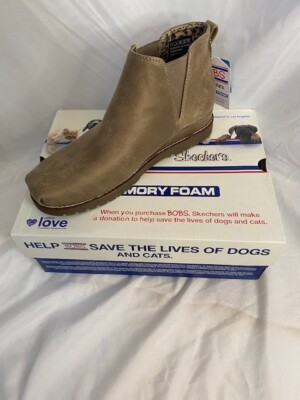 Skechers Bob's Vegan machine washable ankle wedge boots taupe women's size 