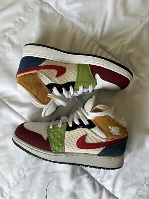 Size 7.5 - Air Jordan 1 Mid SE Messy Room