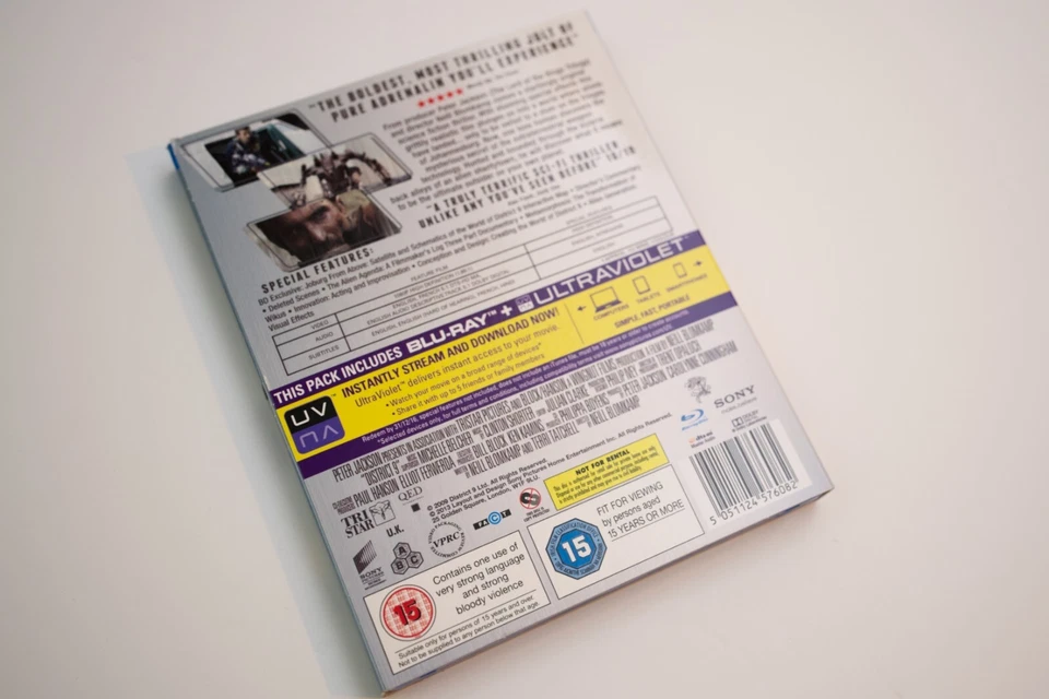 District 9 Blu-ray 2009 Brand New with Slip-Case - Image 3 of 4