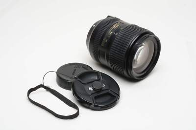 Nikon AF-S Nikkor 18-300mm f3.5-6.3G ED VR DX zoom, caps, clean