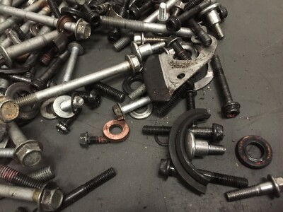 Kawasaki 2013 ZX636 ZX6R Ninja Box Of Miscellaneous Motor Kawasaki 2013 ZX636 ZX6R Ninja Box Of Miscellaneous Motor