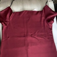 Burgundy cap sleeve mini dress body con cocktail