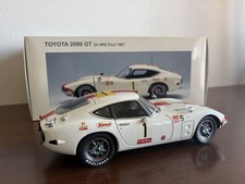 AUTOart Toyota 2000GT Fuji 1967 24HRS 1 18