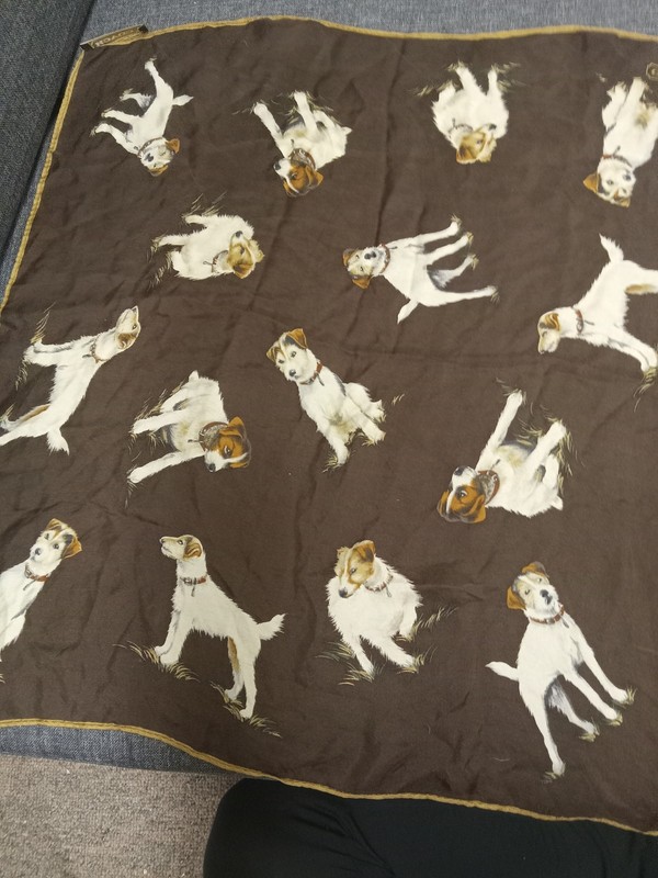 RARE VINTAGE AUTHENTIC COACH JACK RUSSELL TERRIER PRINT 109% SILK BROWN SCARF 