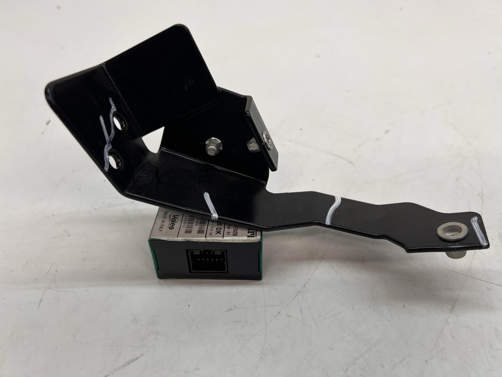 FERRARI 488 GTB PISTA VENT CONTROL ECU W/ BRACKET OEM 318095