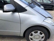 Mercedes W169 A Klasse Kotflügel rechts Beifahrerseite 761 Polarsilber 04-12 Mercedes W169 A Klasse Kotflügel rechts Beifahrerseite 761 Polarsilber 04-12