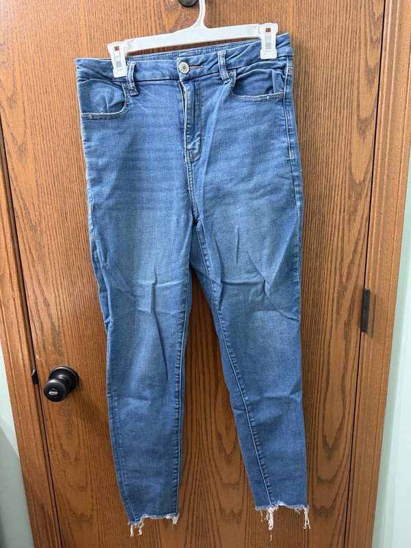 American Eagle Women’s Skinny Jeans 8
