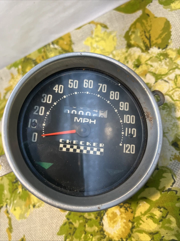 Velocímetro Checker Taxi Marathon 1973 120 MPH probado ¡5 millas! 824931 Vintage Foto 4 de 4