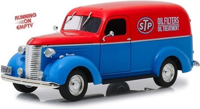 GREENLIGHT,CHEVROLET Panel Truck 1939 STP, 1/24, GREEN85022