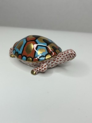 Herend Hungary Porcelain Turtle Figurine #15302 Rust Fishnet Gold Accents MINT