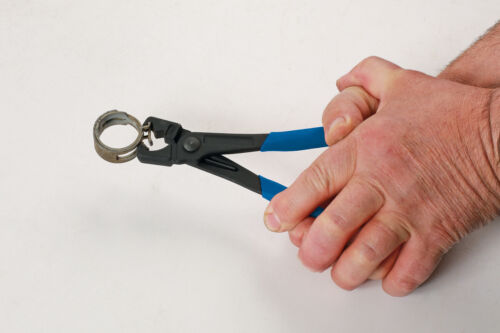 Hose Clip Pliers Tool FOR Tesla VW - SBC Spring Band Clip Single Handed Use - Picture 4 of 10