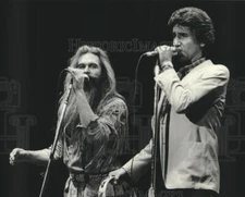 1982 Press Photo Oak Ridge Boys Performing at Wisconsin State Fair - mjx53218