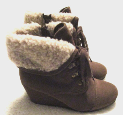 City Classified Brown Faux Leather Wedge Heel Fleece Trim Ankle Boots Size 6.5 M