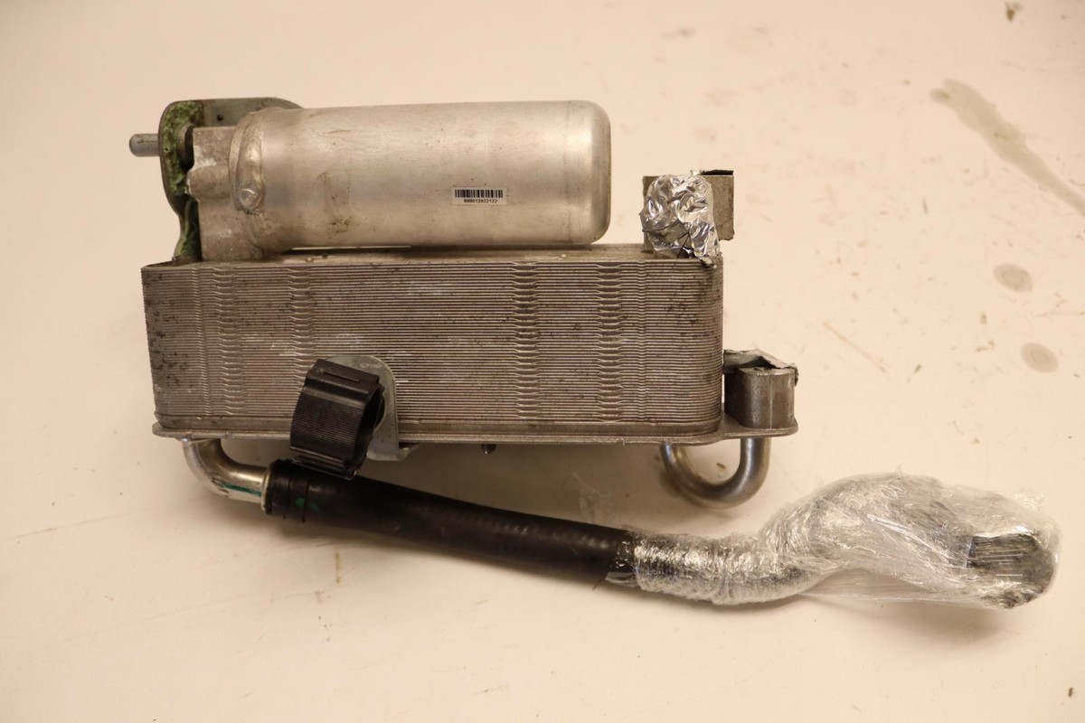 2018-2019 BMW X3 G01 A/C AIR CONDITIONING CONDENSER WATER COOLED W