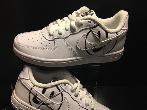 Nike Force 1 LV8 | \