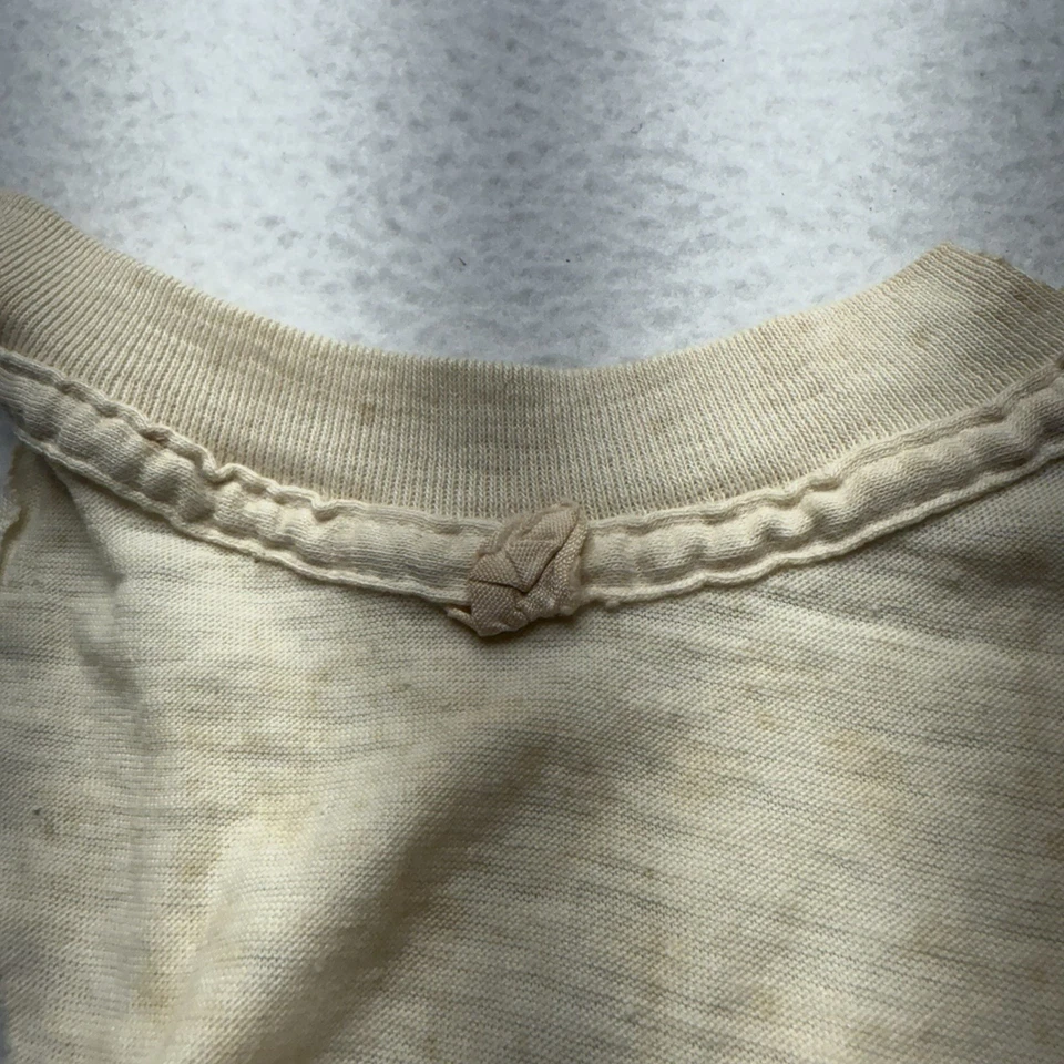 Camiseta Heart Dog And Butterfly 1979 Vintage Band Tour años 70 corte envejecido talla S Foto 3 de 4