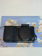 Ricoh GX100 Digital Camera - 10MP, 24-72mm Lens, RAW Support，Black，90%New