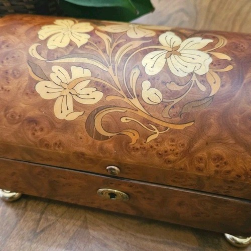 Vtg Italian Elm Burl Inlaid Music Box Floral Marquetry Dome Lid Reuge Italy - Picture 2 of 12