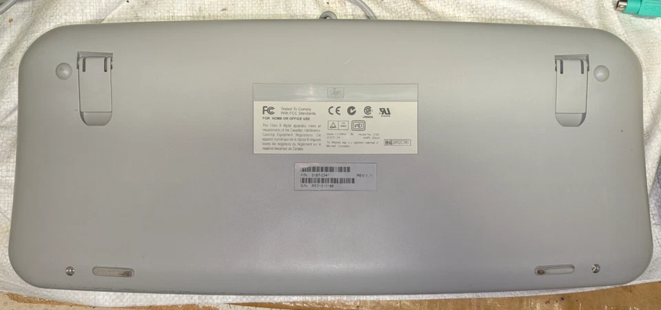 Vintage HP PS/2 Port Keyboard 5187-0341 and Mouse 5185-1212 + 5181 + SK2560 - Image 3 of 4