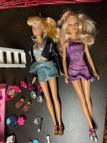 2009 Mattel Barbie Glam Vacation Beach House Fold Out N'Go Playset Dolls Shoes - Picture 9 of 18