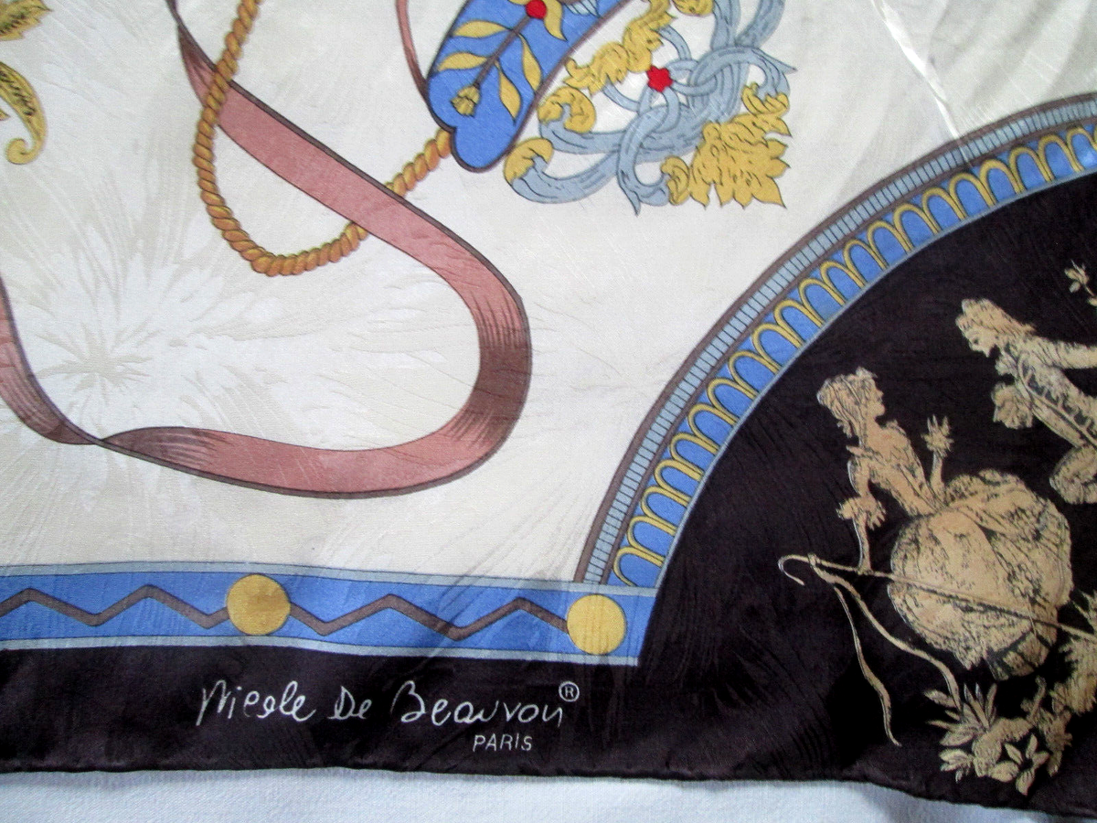 Foulard En Soie Vintage 87x89 Cm - Couleurs Bleu Nuit, Jaune, Blanc - Occasion