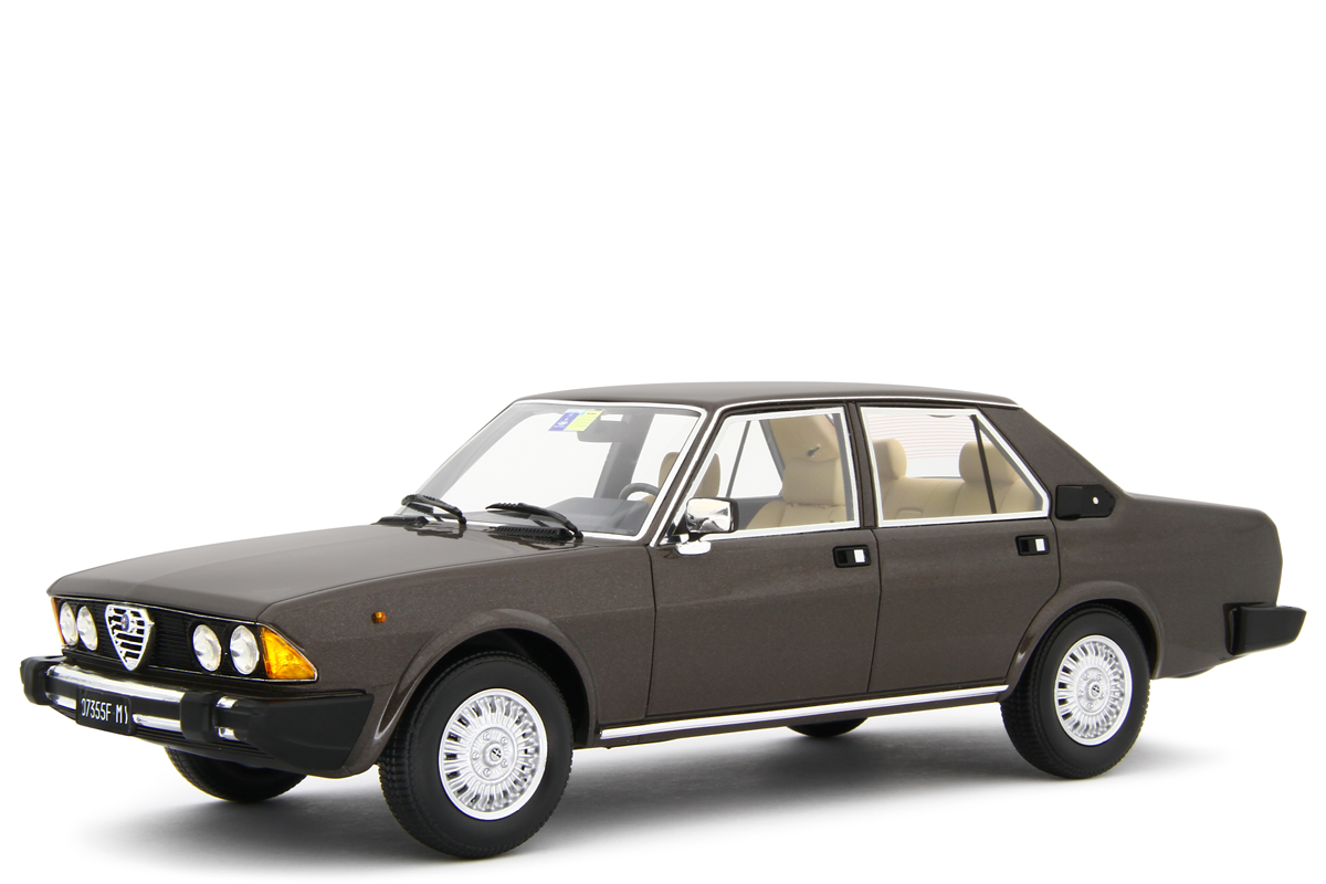 LAUDORACING-MODELS 1:18 ALFA Romeo Alfetta 2.0 L 1978 Lm154D Model Car