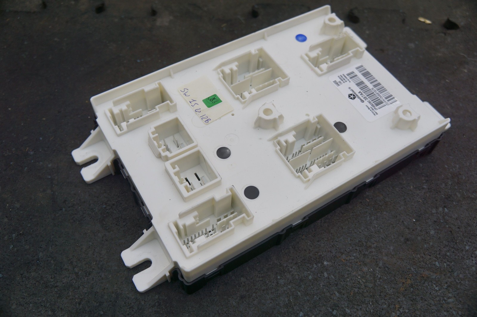 Body Computer Control Module ECU 670033012 68282387AA OEM Maserati Ghibli 2016