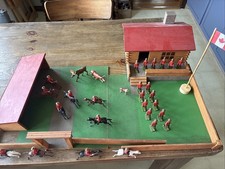 Fao Schwarz Exclusive Canadian Mounted Outpost 16 Foot, And 10 Mount. Britains