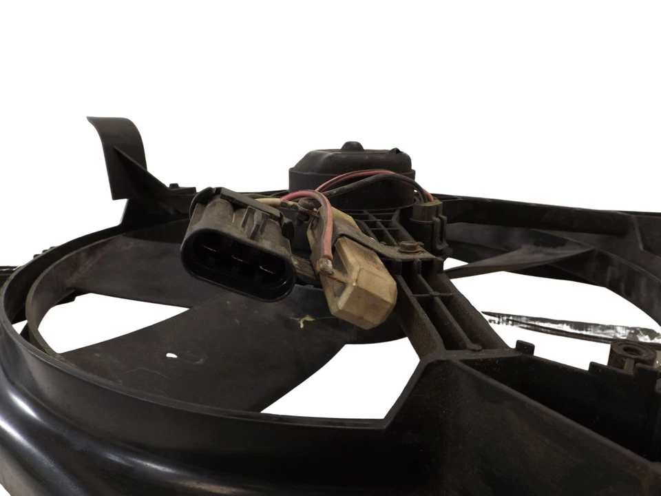 Conjunto de ventilador de refrigeración del motor Oldsmobile 98 FL 1986-1988 usado 22137318 OEM Foto 3 de 4