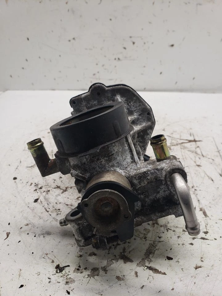 Cuerpo del acelerador compatible con 01-09 PRIUS 1423935 Foto 2 de 4