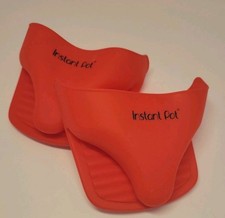 Pack of 2 Genuine InstantPot Instant Pot Silicone Oven Baking Mini Mitts