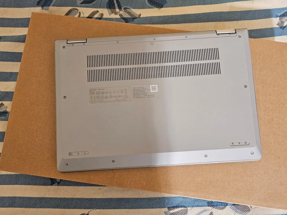 Notebook Laptop Convertibile Touch Lenovo IdeaPad Flex 5 14'' - Immagine 2 di 3