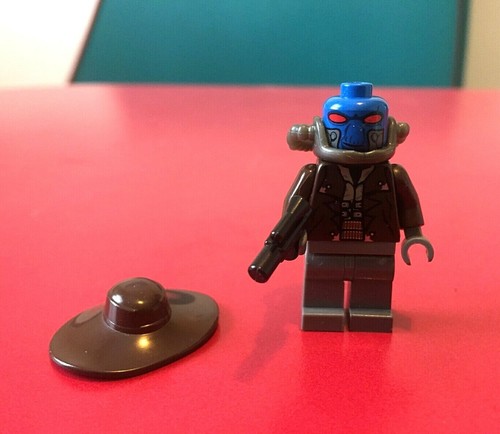 LEGO STAR WARS CAD BANE Minifigure #8098 8128 (NEW) w Blaster 2010 Boba Fett - Picture 2 of 3