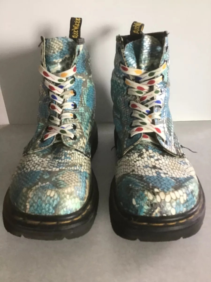 Blue snakeskin shop boots