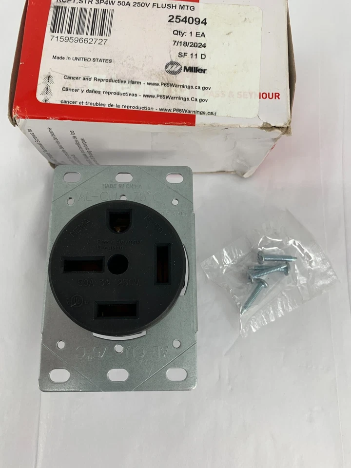 Pass & Seymour 5750 50A 250V 15-50R Straight Blade Single Flush Receptacle 3P 4W - Image 3 of 4