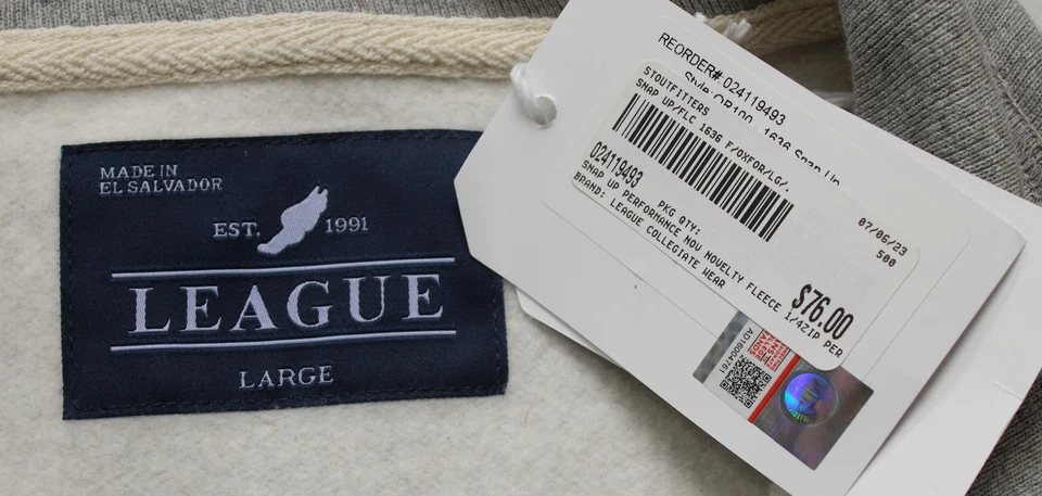 Wisconsin-Stout Men's League Collegiate Wear 1/4 Snap Up Fleece DD7 Grey Large  - Image 4 of 4