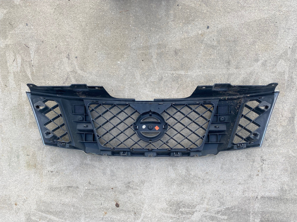 2008-2012 Nissan Pathfinder Grille OEM Genuine 62310ZS00A Grill