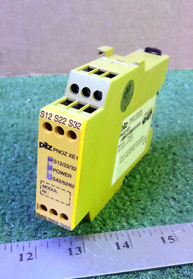 1 USED PilZ PNOZ-XE1 774620 SAFETY RELAY ***MAKE OFFER***