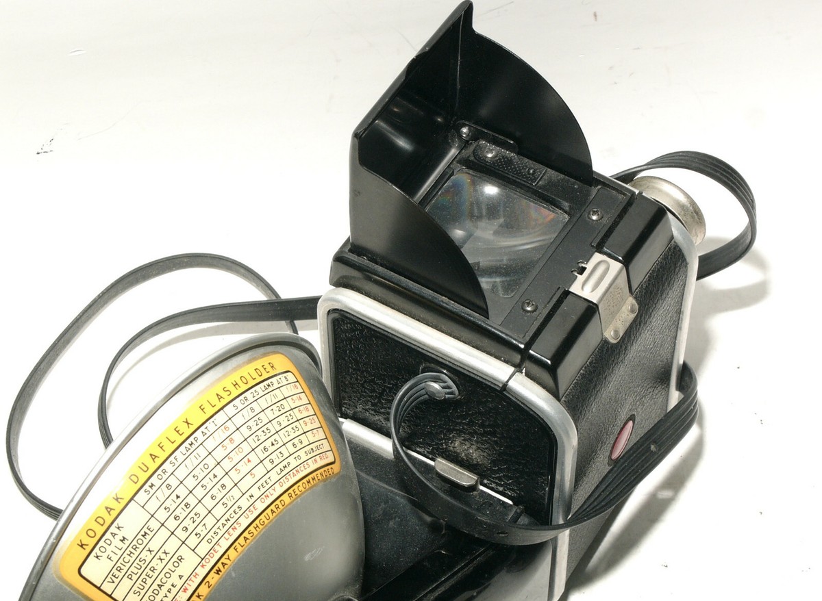 Kodak Duaflex II Camera with flash attachment | eBay