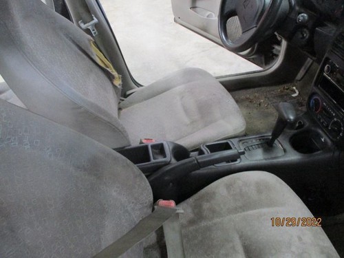Passenger Tail Light Sedan Fits 00-02 SATURN S SERIES 572545 - Picture 10 of 12