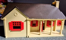 (2) Lionel Plasticville Farm Ranch Houses. See Pics.