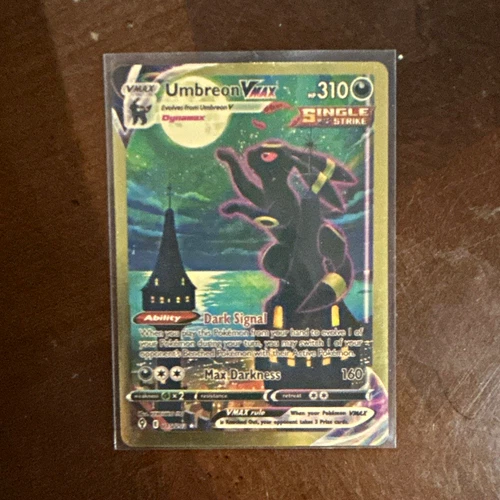 The Pokémon Company Umbreon VMAX 215/203 Evolving Skies Alt Art Secret Holo EN