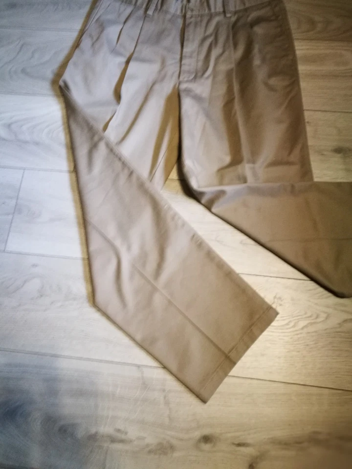 Dockers Mens Khakis Straight Chino Trousers W36 L30 Khaki Cotton pleated classic - Image 4 of 4