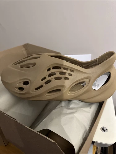 Nuovo Yeezy Foam Runner Clay Taupe UK 16 adatto come Regno Unito 14 15