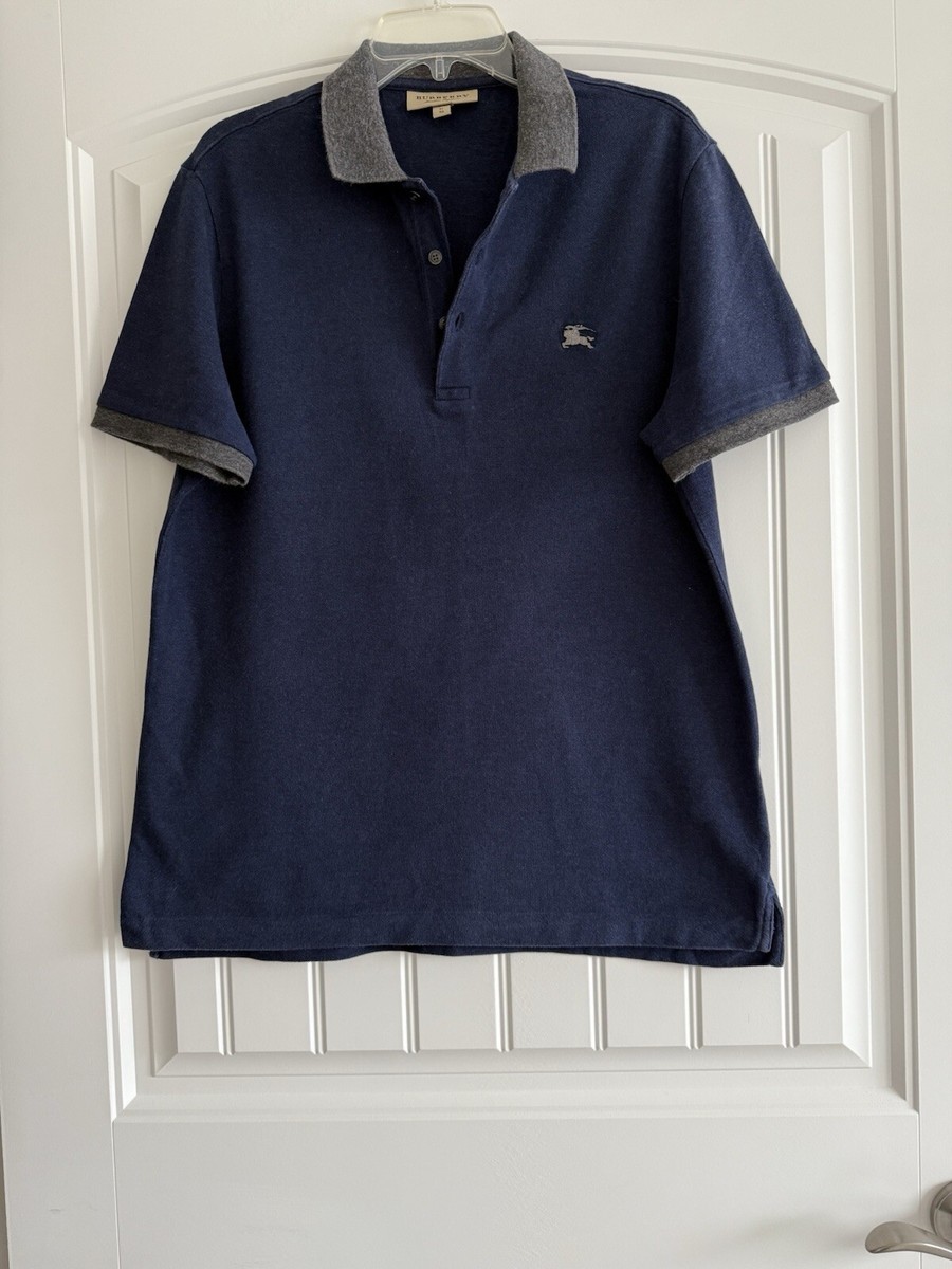 BURBERRY LONDON ENGLAND 100% COTTON THREE BUTTONS FRONT