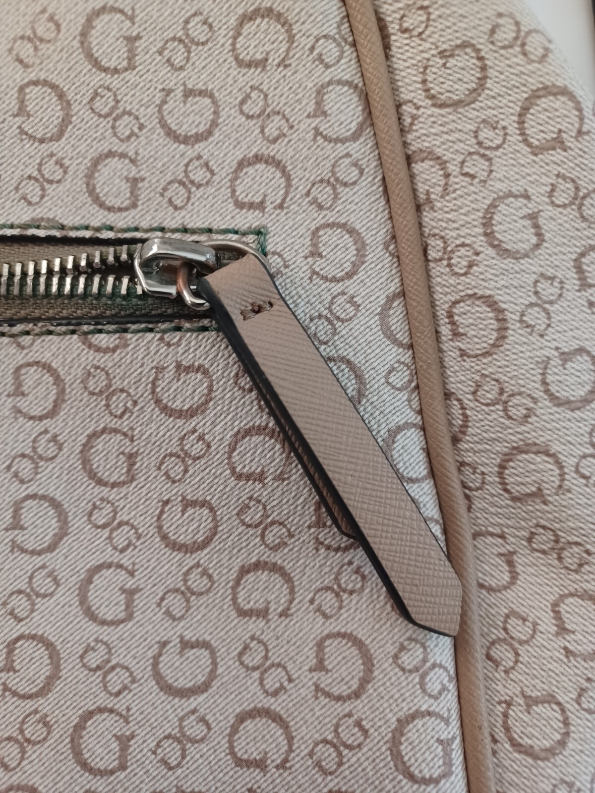 guess mini backpack - image 3