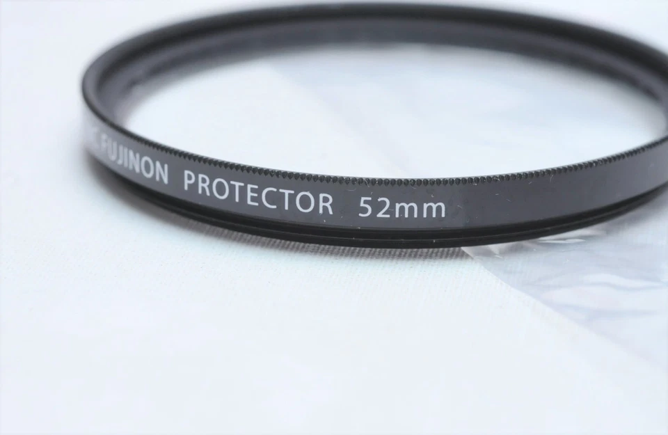Fuji FUJIFILM 52mm Super EBC Fujinon Protector Lens Filter - Image 2 of 4