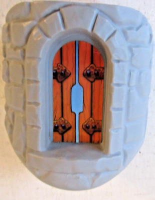 Fisher Price Great Adventures Castle Replacement Part Wall / Door