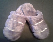 Avon rhinestone faux fur slippers size large 9-10 in purple - new, never used